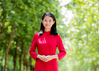 文化与传媒学院名师介绍——洪玉