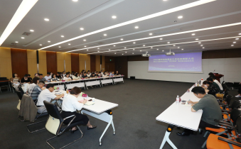 我校举办2023届毕业生就业工作总结表彰大会暨“百日冲刺”系列活动启动仪式