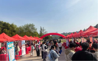 我校成功举办庐阳区专场招聘会